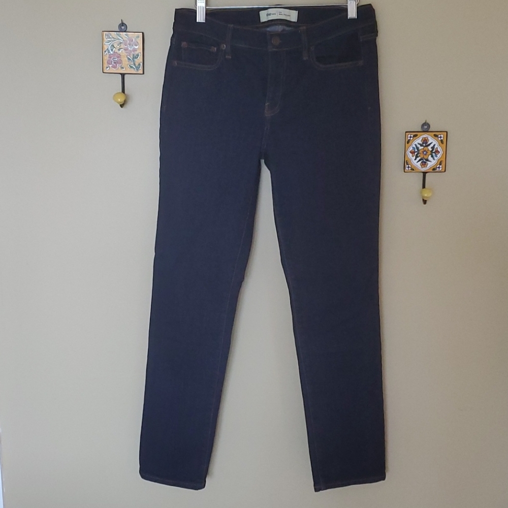 Gap 1969 Real Straight navy blue jeans
